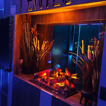 Smart Luxury Penthouse Suites - Private Sauna, Hot-Tub, Home Cinema At The Best Location In Skopie Exterior foto