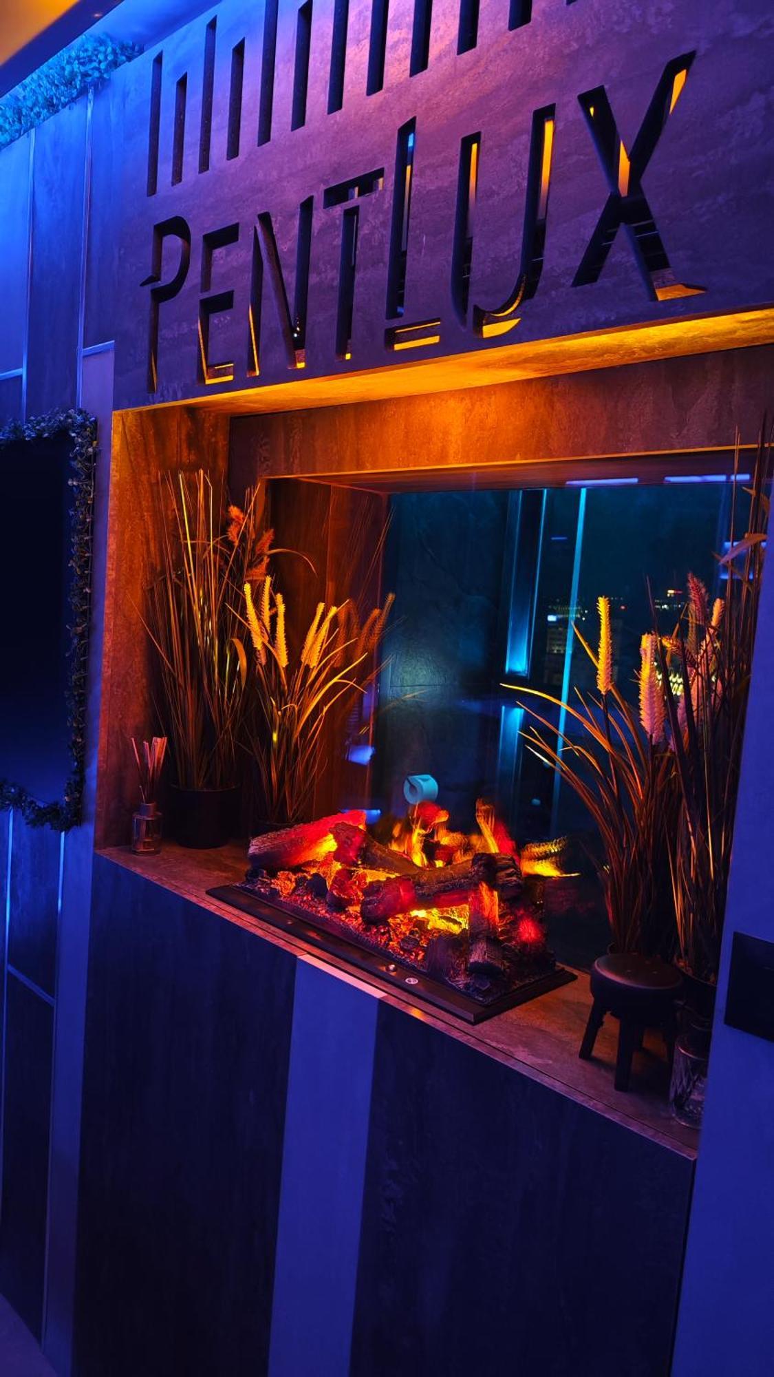 Smart Luxury Penthouse Suites - Private Sauna, Hot-Tub, Home Cinema At The Best Location In Skopie Exterior foto